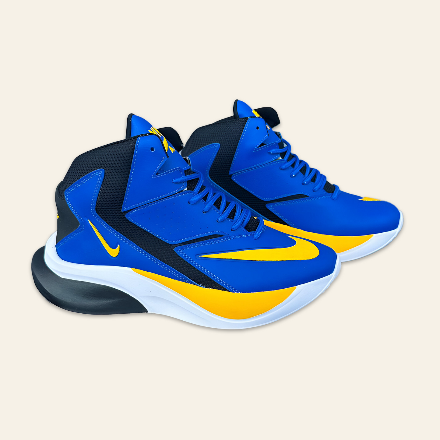 BOTA NIKE