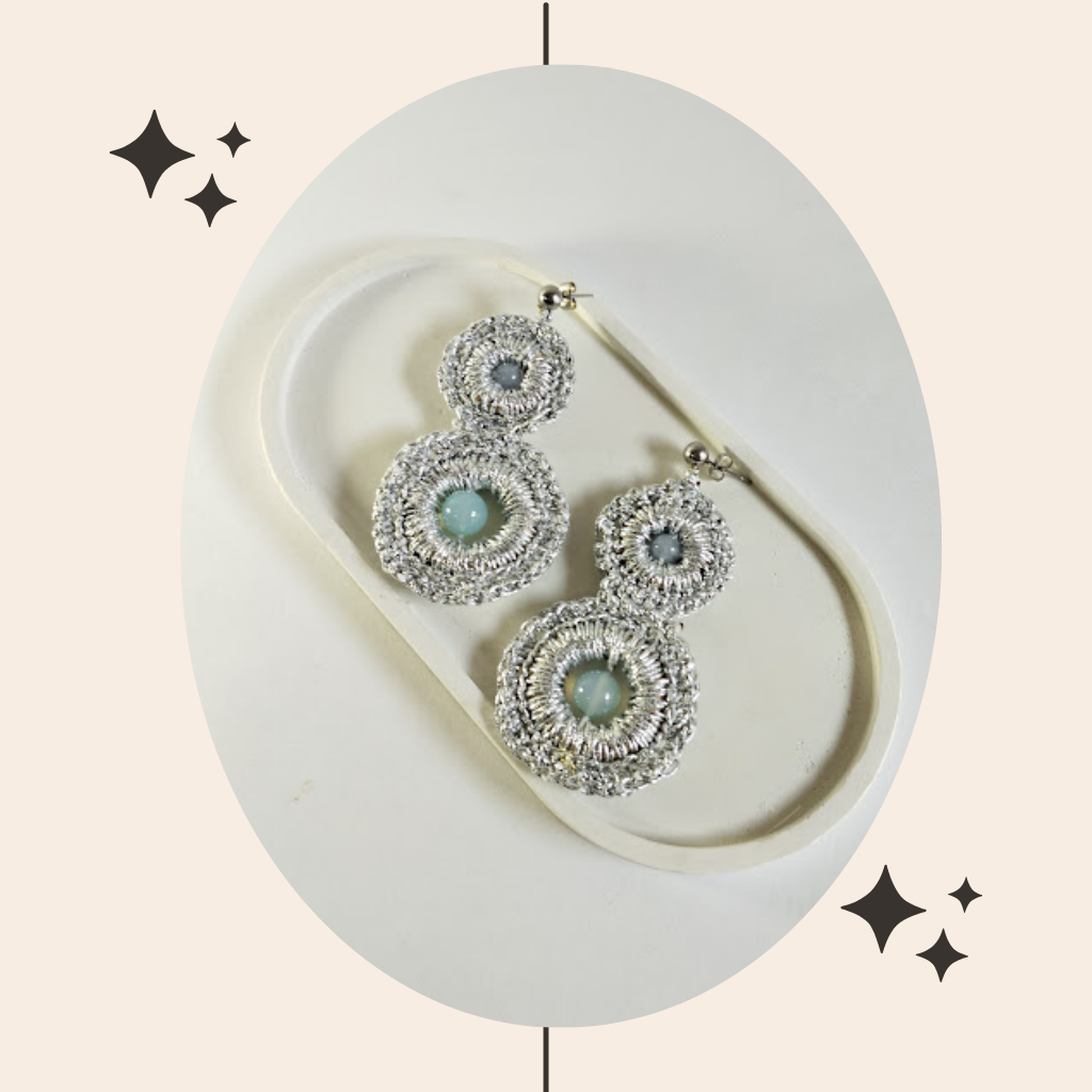 PENDIENTES TEJIDOS EN MACRAMÉ Y CROCHET CON CUARZOS